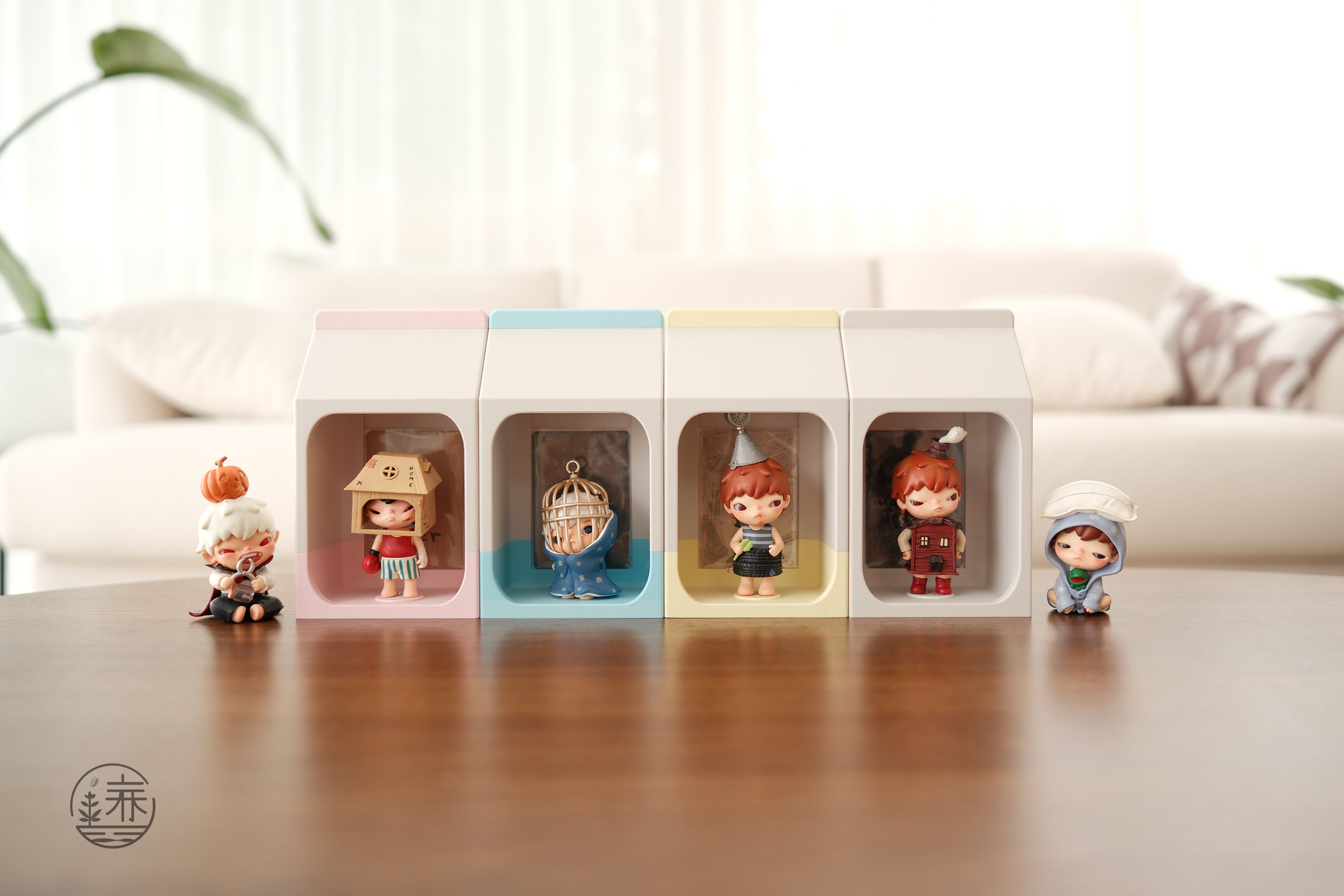 Hirono Regular(3) Milk Carton : Collectibles Stand